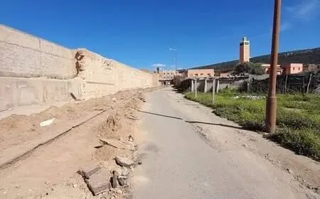 إصلاح طريق بدمنات يثير الجدل ورئيس الجماعة يحمل المسؤولية للعمالة