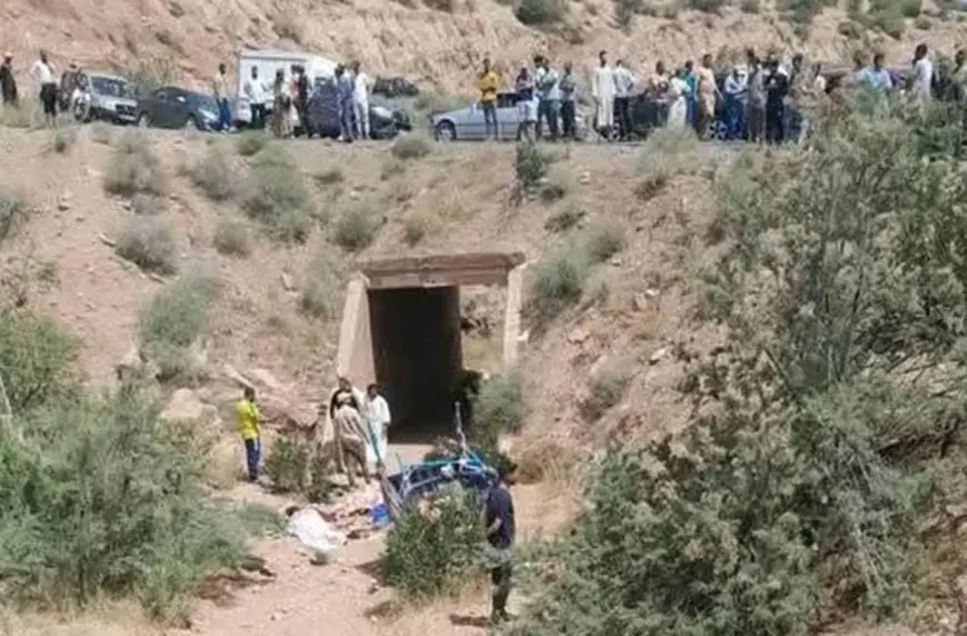 مصرع 7 أشخاص في انقلاب دراجة ثلاثية العجلات بقلعة السراغنة