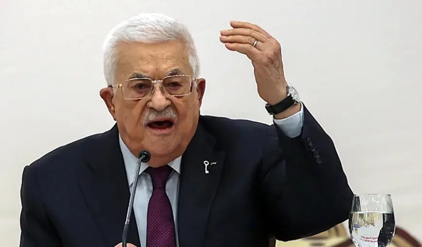 محمود عباس يؤيد نزع سلاح "حماس" وعدم مشاركتها في حكم قطاع غزة