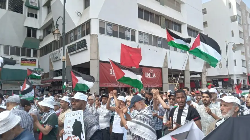 مسيرة شعبية بالرباط تندد بالعدوان الإسرائيلي على غزة وإيران