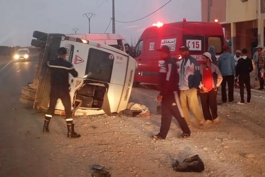 اشتوكة ايت باها.. انقلاب سيارة لنقل العمال الزراعيين يخلف إصابات في صفوف العمال