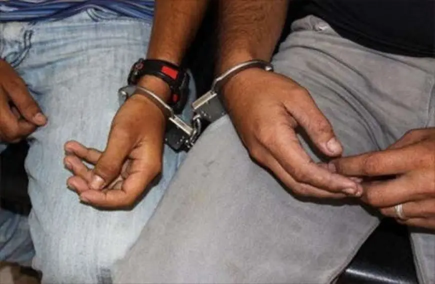 وجدة.. توقيف شخصين بحوزتهما كمية كبيرة من المخدرات