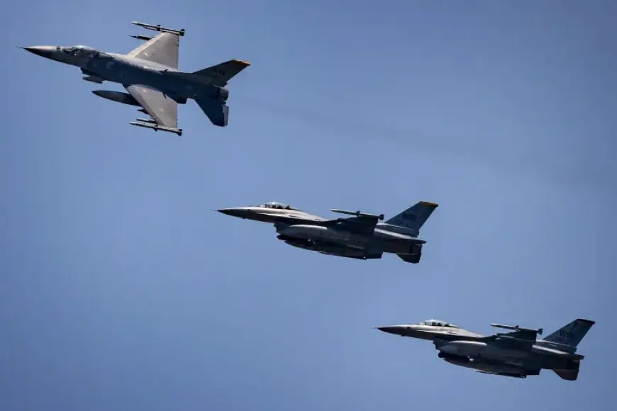 إسرائيل تعد خطة ردع جوي بعد تقارير عن سعي إيران لاقتناء طائرات J-10C