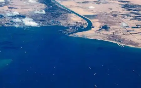 مصر.. انقلاب سفينة نفط في خليج السويس ووزيرا البترول والعمل يتوجهان إلى موقع الحادث