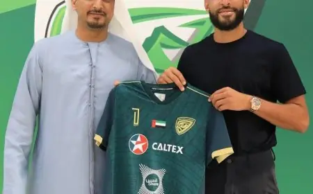 خورفكان الإماراتي يتعاقد مع الهداف المغربي طارق تيسودالي لمدة موسمين