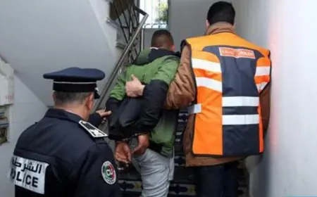 بعد ساعات من اقتحام وكالة تحويل أموال.. اعتقال المتورط في السطو على 50 مليون بطنجة