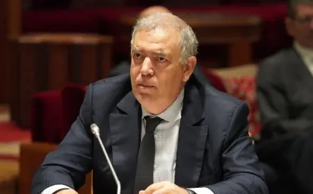 وزير الداخلية يحذر من استغلال المساعدات الخيرية لأهداف انتخابوية