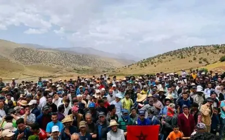 سكان أيت بوكماز يسلكون الطرق الجبلية سيرا على الأقدام نحو بني ملال للمطالبة بحقوقهم