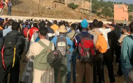 ساكنة آيت بوكماز في مسيرة احتجاجية نحو أزيلال للمطالبة بحقوقهم المشروعة