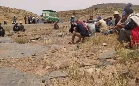 ساكنة أكودي نلخير بأزيلال تنظم مسيرة احتجاجية للمطالبة بفك العزلة وتحسين الخدمات الأساسية