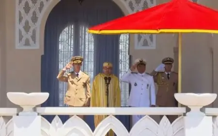 الملك محمد السادس يطلق إسم "أحمد المنصور الذهبي" على الفوج الجديد للضباط