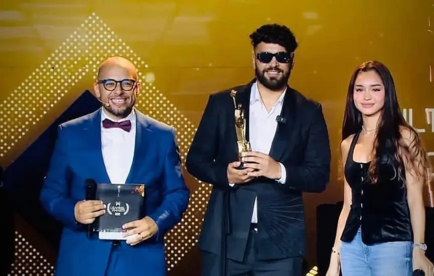 إلياس المالكي يتوج بجائزة أفضل مؤثر في المغرب