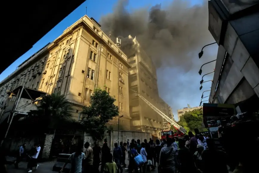 حريق سنترال رمسيس يودي بحياة 4 موظفين ويؤثر على خدمات الاتصالات بمصر
