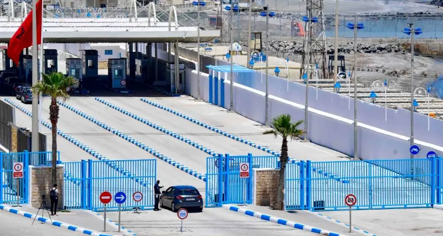 في خطوة مفاجئة.. المغرب يغلق مكتبي الجمارك البرية مع مدينتي سبتة ومليلية المحتلتين
