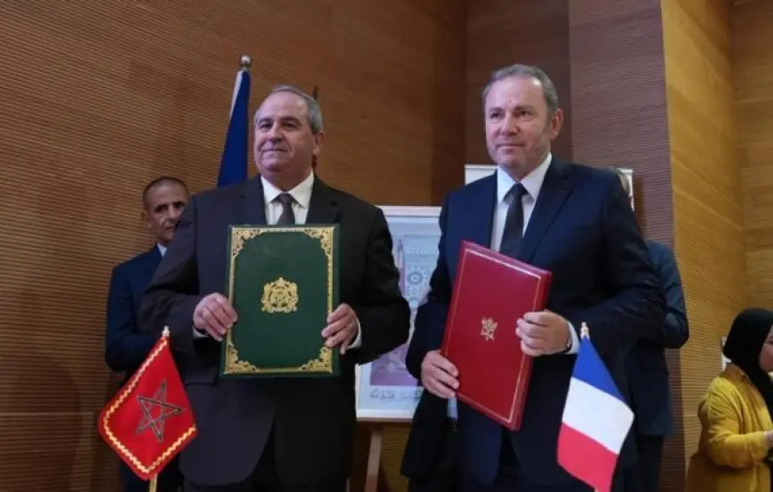 منتدى مغربي-فرنسي بطنجة لتعزيز التكوين بالتناوب وربط الجامعة بسوق الشغل