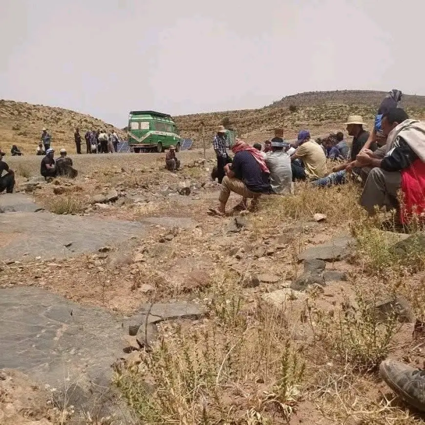 ساكنة أكودي نلخير بأزيلال تنظم مسيرة احتجاجية للمطالبة بفك العزلة وتحسين الخدمات الأساسية