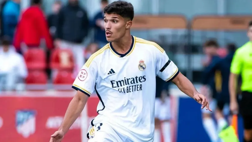 يوسف لخديم يودع ريال مدريد قبل الانضمام إلى ألافيس