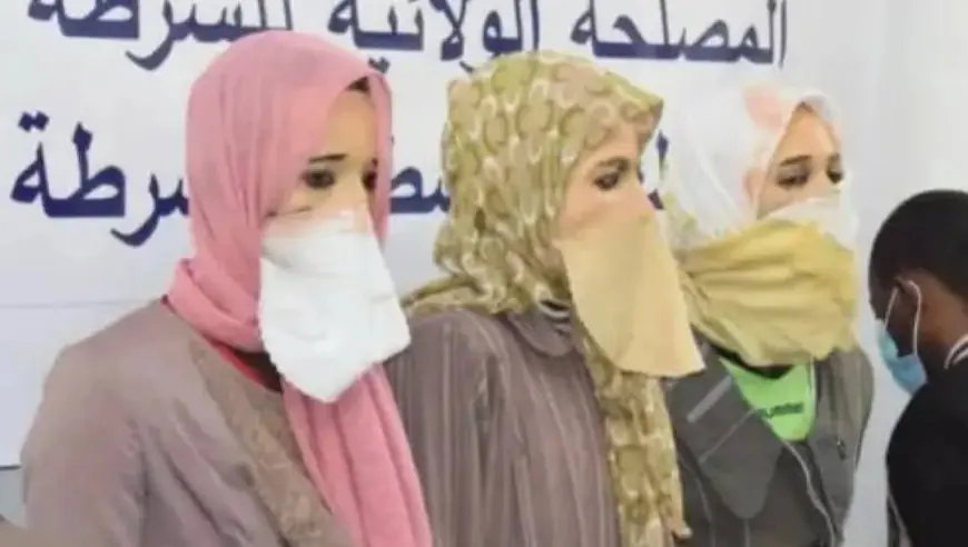 تنكروا في زي نسائي.. السلطات الجزائرية تحبط محاولة سفر غريبة إلى دبي