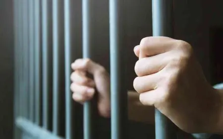 نائبان لرئيس جماعة أزمور يواجهان الحبس النافذ بعد إدانتهم بالرشوة