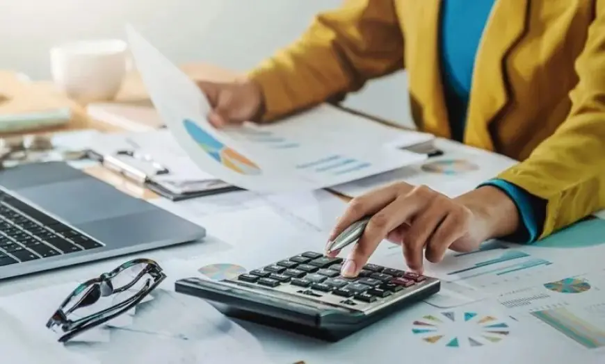 الضرائب تلاحق شبكات الفواتير المزورة وتكشف عن تحويلات وهمية بالملايير
