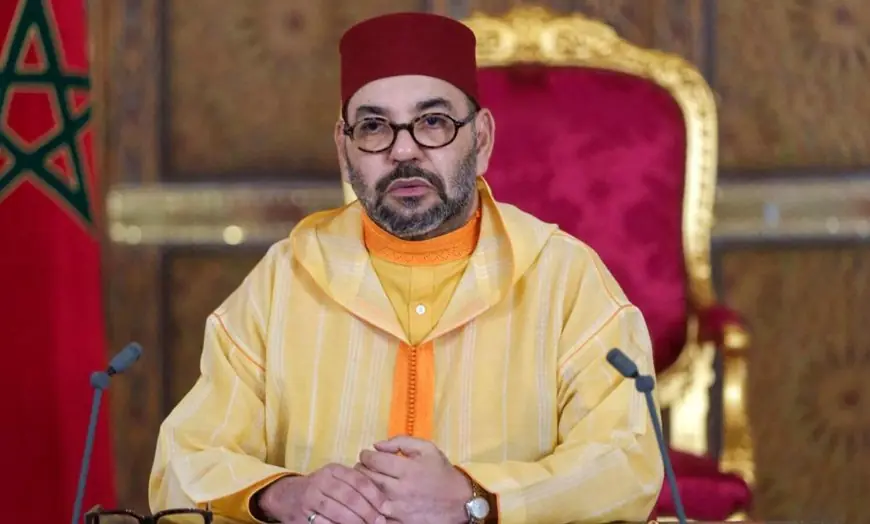 الملك محمد السادس يعزي أفراد أسرة الشيخ الراحل جمال الدين القادري بودشيش