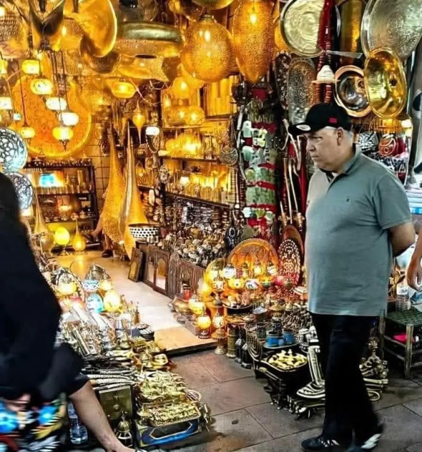 وزير الداخلية في زيارة عائلية بساحة جامع الفنا في مراكش