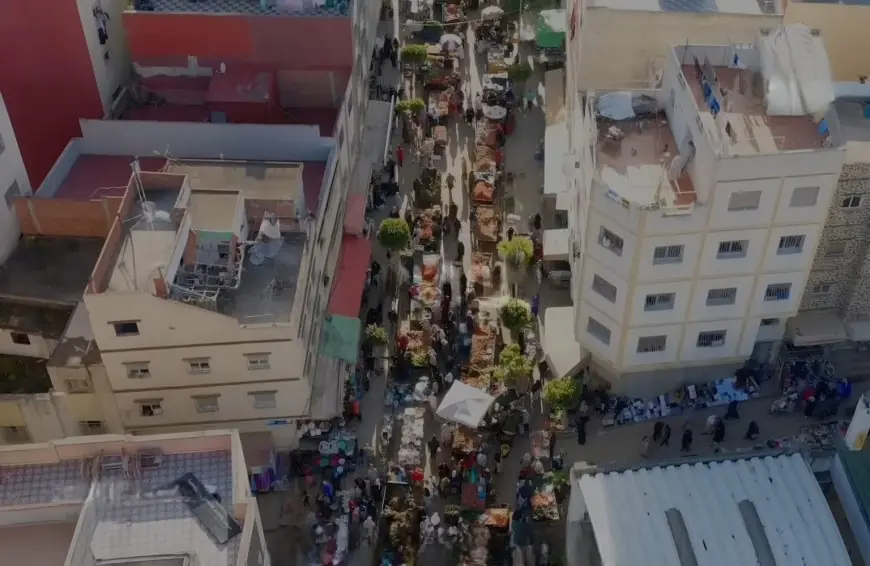 ازدحام مروري خانق بشارعي عائشة المسافر والكويت في طنجة