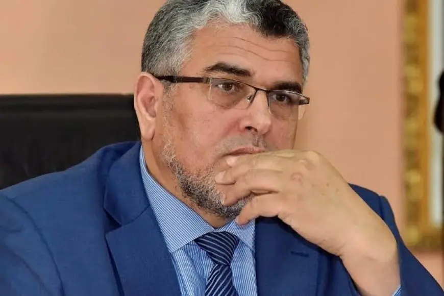 بعد دخوله حيز التنفيذ.. الرميد يرحب بقانون العقوبات البديلة وينبه إلى تحديات تنزيله