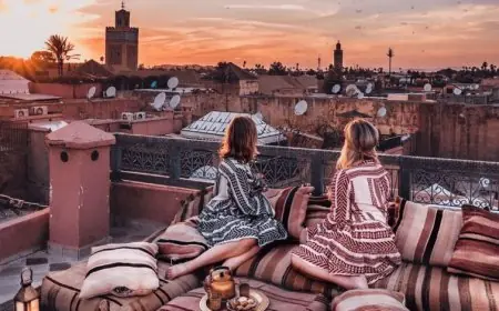 المغرب يرسخ مكانته كوجهة مفضلة لدى السياح الروس خلال صيف 2025
