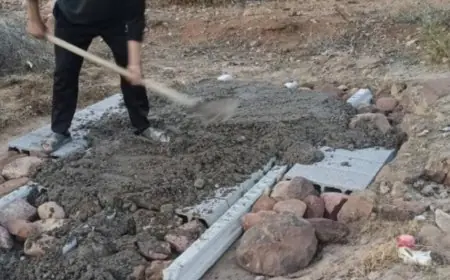 السلطات المحلية بأوريكة تُباشر عملية إغلاق الآبار المهجورة لحماية المواطنين