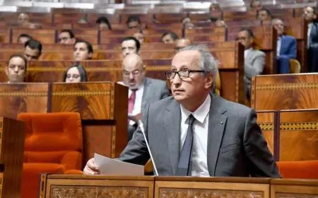 طرد جماعي لـ16 تلميذا من مدرسة الأخوين بإفران يجر الوزير "برادة" للمساءلة البرلمانية