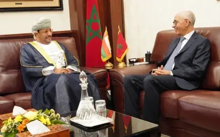 الطالبي العلمي يستقبل سفير سلطنة عمان لبحث آفاق التعاون البرلماني