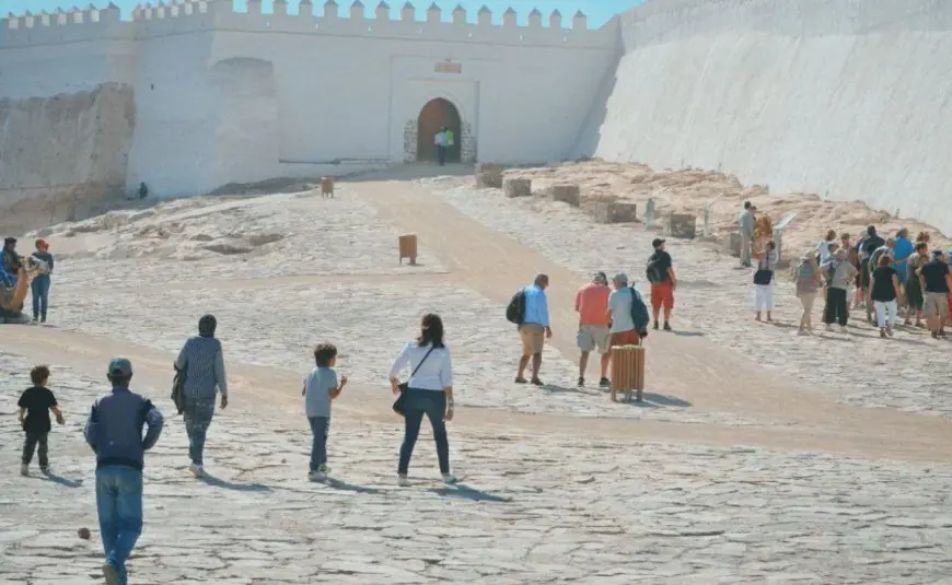 فيديرالية اليسار ترفض تسليع الخدمات العمومية بأكادير وحرمان الساكنة من حقها الدستوري للولوج اليها