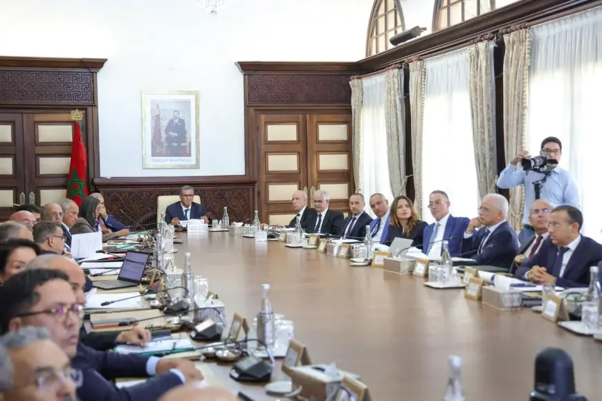 رئيس الحكومة يترأس اجتماع اللجنة المكلفة بإعادة بناء وتأهيل مناطق زلزال الحوز