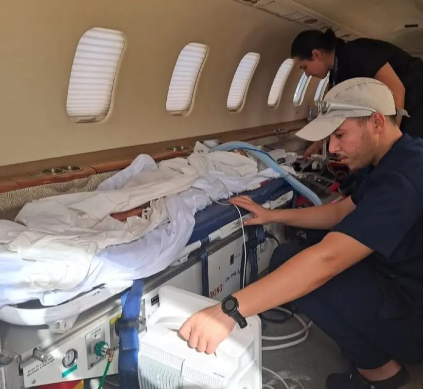 نقل استعجالي عبر طائرة طبية مجهزة طفل يعاني من مرض نادر من زاكورة إلى مستشفى الرباط
