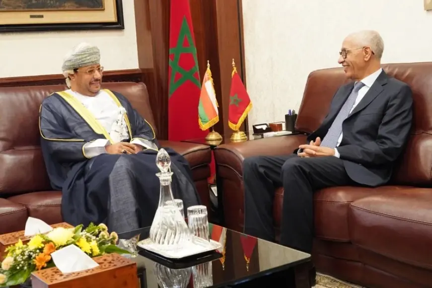 الطالبي العلمي يستقبل سفير سلطنة عمان لبحث آفاق التعاون البرلماني