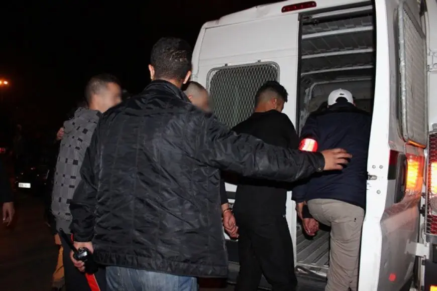 الأمن يوقف 30 شخصا بالعيون بتهم القتل والسرقة والاتجار غير المشروع