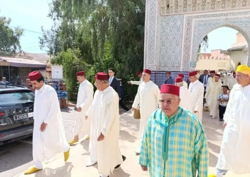 الحاجب الملكي يشرف على تسليم هبة ملكية لضريح سيدي رحال البودالي