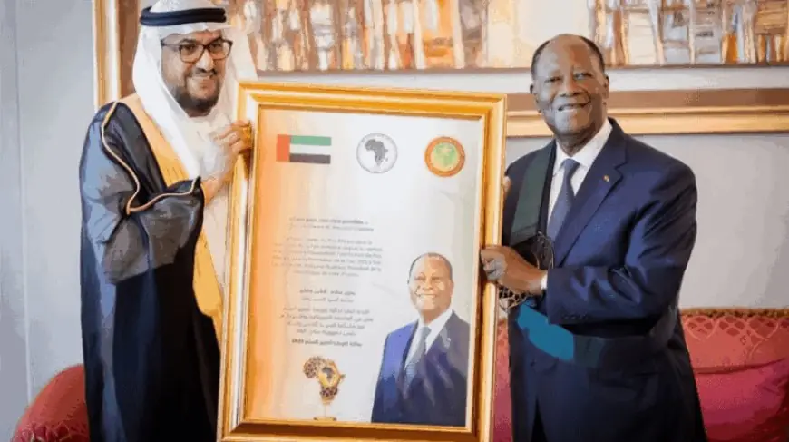 رئيس كوت ديفوار يتسلم وسام الجائزة الإفريقية لتعزيز السلم لعام 2025