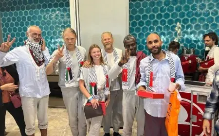 إسرائيل ترحل المغاربة المشاركين في "أسطول الصمود العالمي" بعد أيام من الاحتجاز في عرض البحر