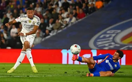 ريال مدريد يهزم خيتافي ويعود لصدارة الدوري الإسباني