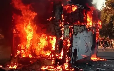 الصويرة.. النيران تلتهم حافلة لنقل الركاب