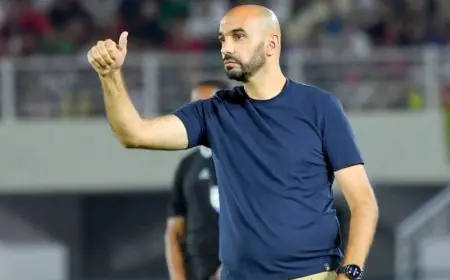 الركراكي يضم مدافع مغربي واعد إلى لائحة المنتخب الأولية لأول مرة