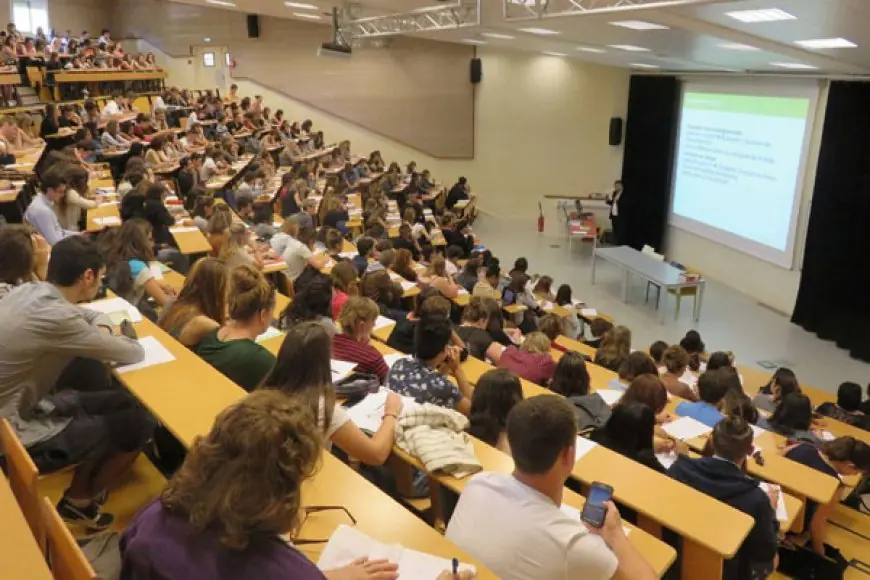 إنطلاق النسخة الثانية من طلب تقديم مشاريع رقمنة الدروس الجامعية بالتعليم العالي