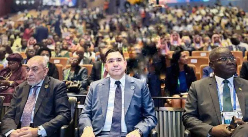 بتعليمات ملكية ناصر بوريطة يشارك بدكار في أشغال منتدى “إنفست إن سينغال”