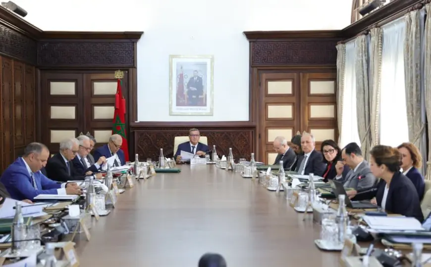 مجلس الحكومة يصادق على تعديل مدونة التجارة لتعزيز الثقة في المعاملات المالية