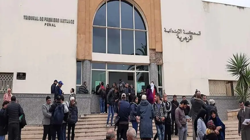 المحكمة الابتدائية بالدار البيضاء تنظر في قضية عون سلطة محتجز على خلفية احتجاجات "جيل زد"