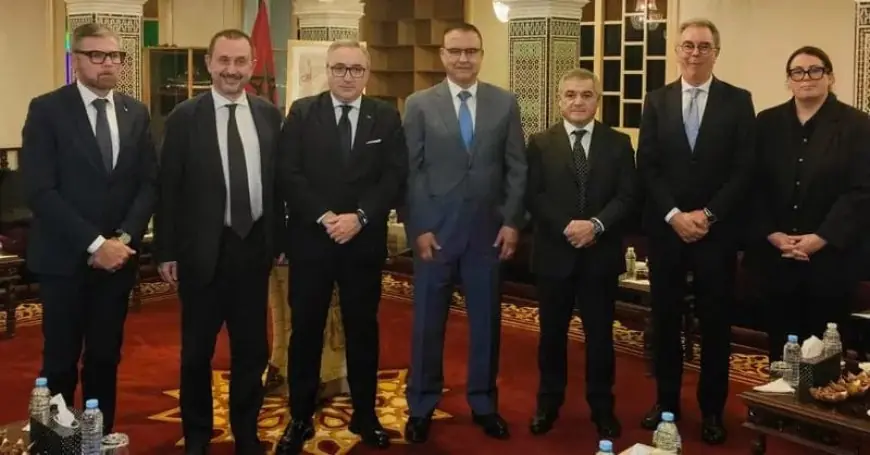 العيون.. وفد برلماني إيطالي يشيد بالتنمية المتسارعة ويؤكد دعمه لمبادرة الحكم الذاتي