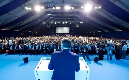 عزيز أخنوش يحتفي بالقرار التاريخي لمجلس الأمن ويشيد بالدبلوماسية الملكية في قضية الصحراء المغربية