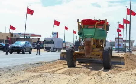 انطلاق أشغال تثنية الطريق الوطنية رقم 1 بالمعبر الحدودي الكركرات